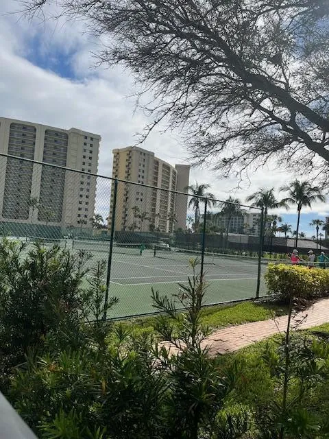 Tennis