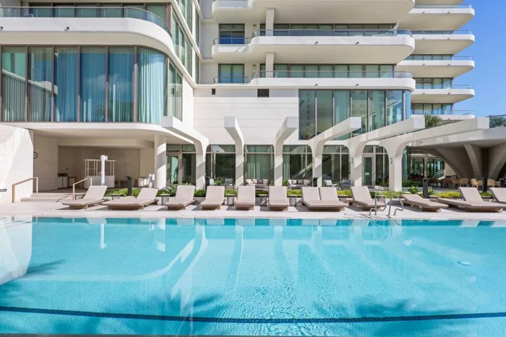 31 - Pool