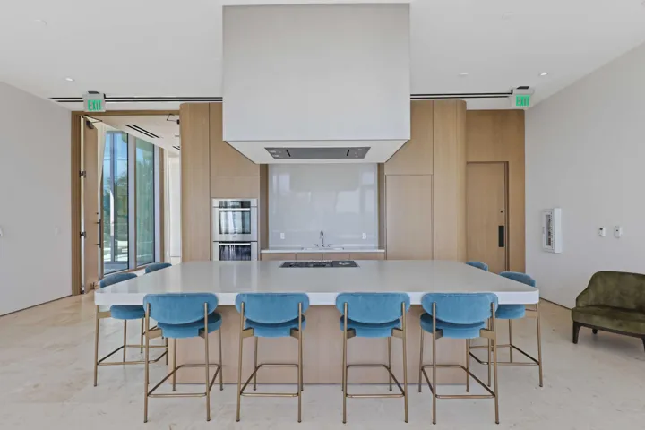 44 - Catering Kitchen