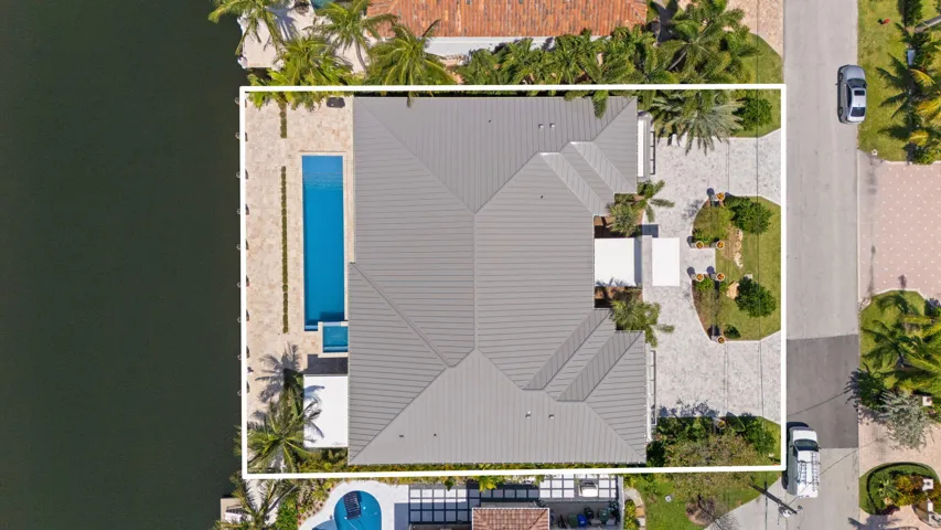 28-web-or-mls-2839 NE 26th Pl Fort Laude