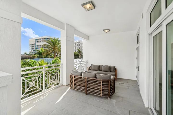 057-3200SouthOceanBoulevard-201-Highland