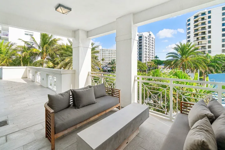 058-3200SouthOceanBoulevard-201-Highland