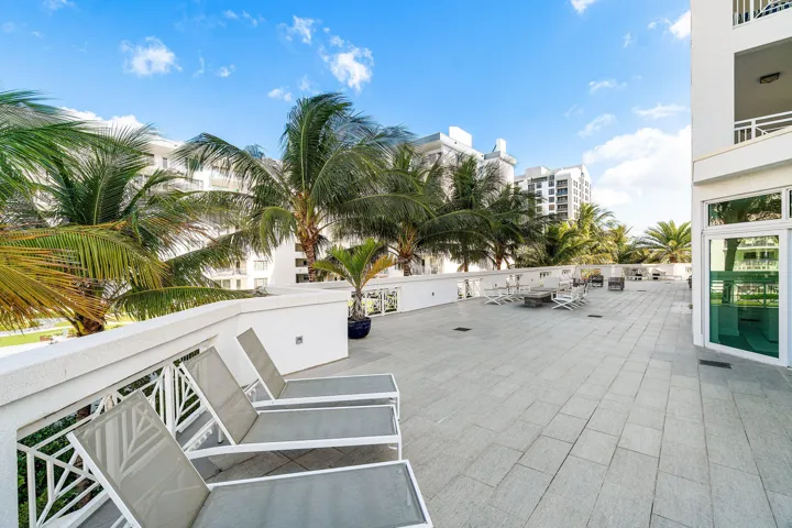 051-3200SouthOceanBoulevard-201-Highland