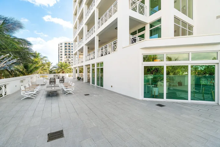052-3200SouthOceanBoulevard-201-Highland