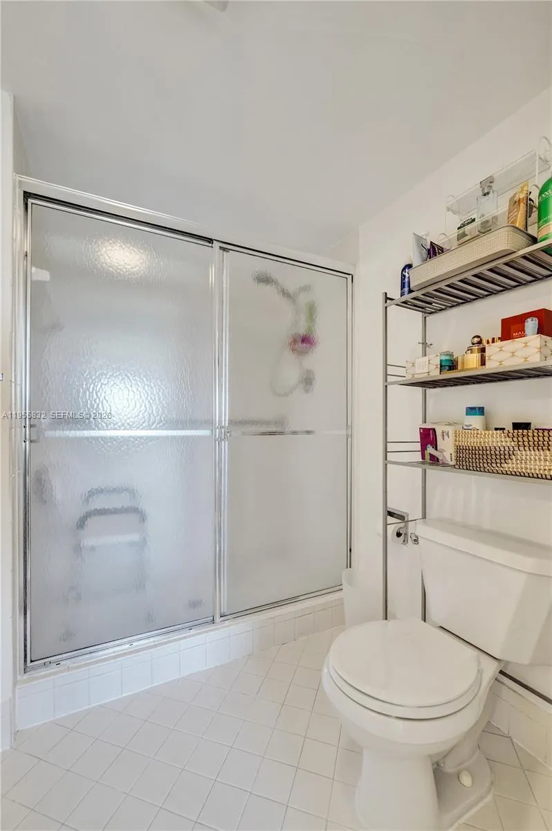 2nd bathroom