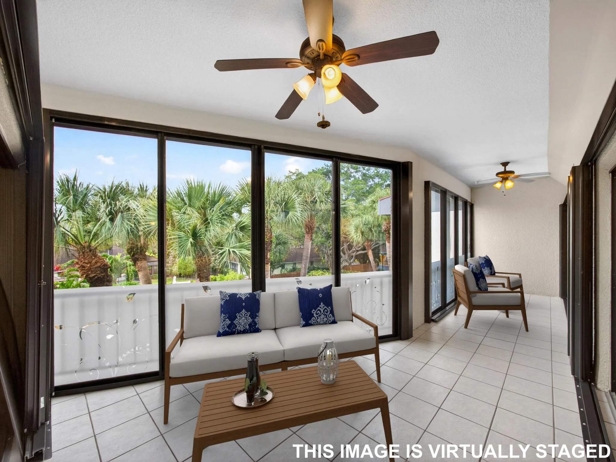 1660 - Sun Room - Staged
