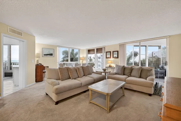 LIVING ROOM......