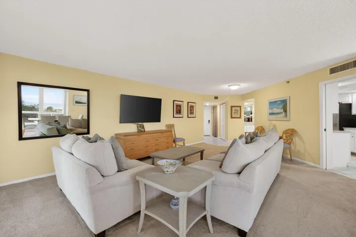 LIVING ROOM...