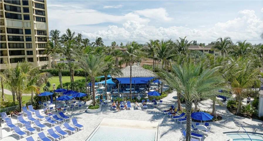 TIKI BAR AT MAIN POOL....