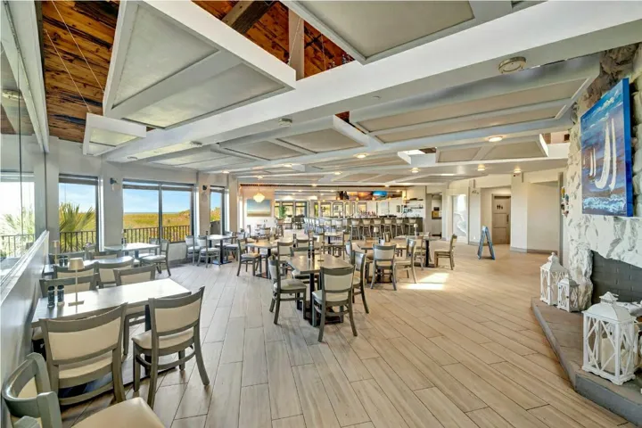 OCEANFRONT DINING...............