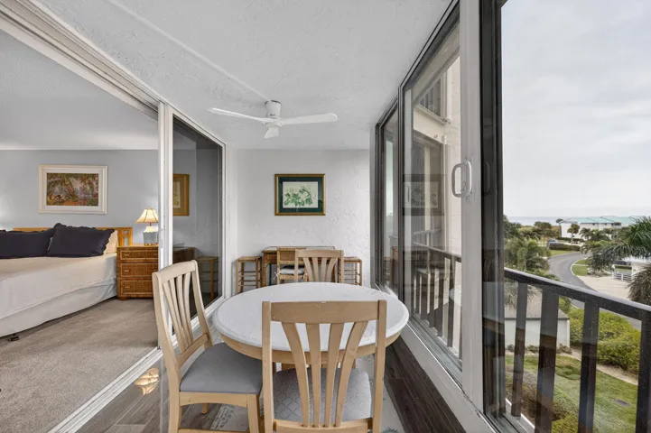 BALCONY OFF MASTER