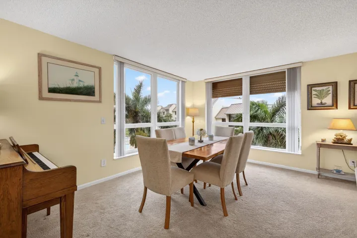 DINING AREA.........