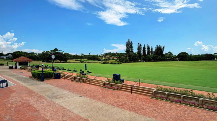 Breakers West Driving Range