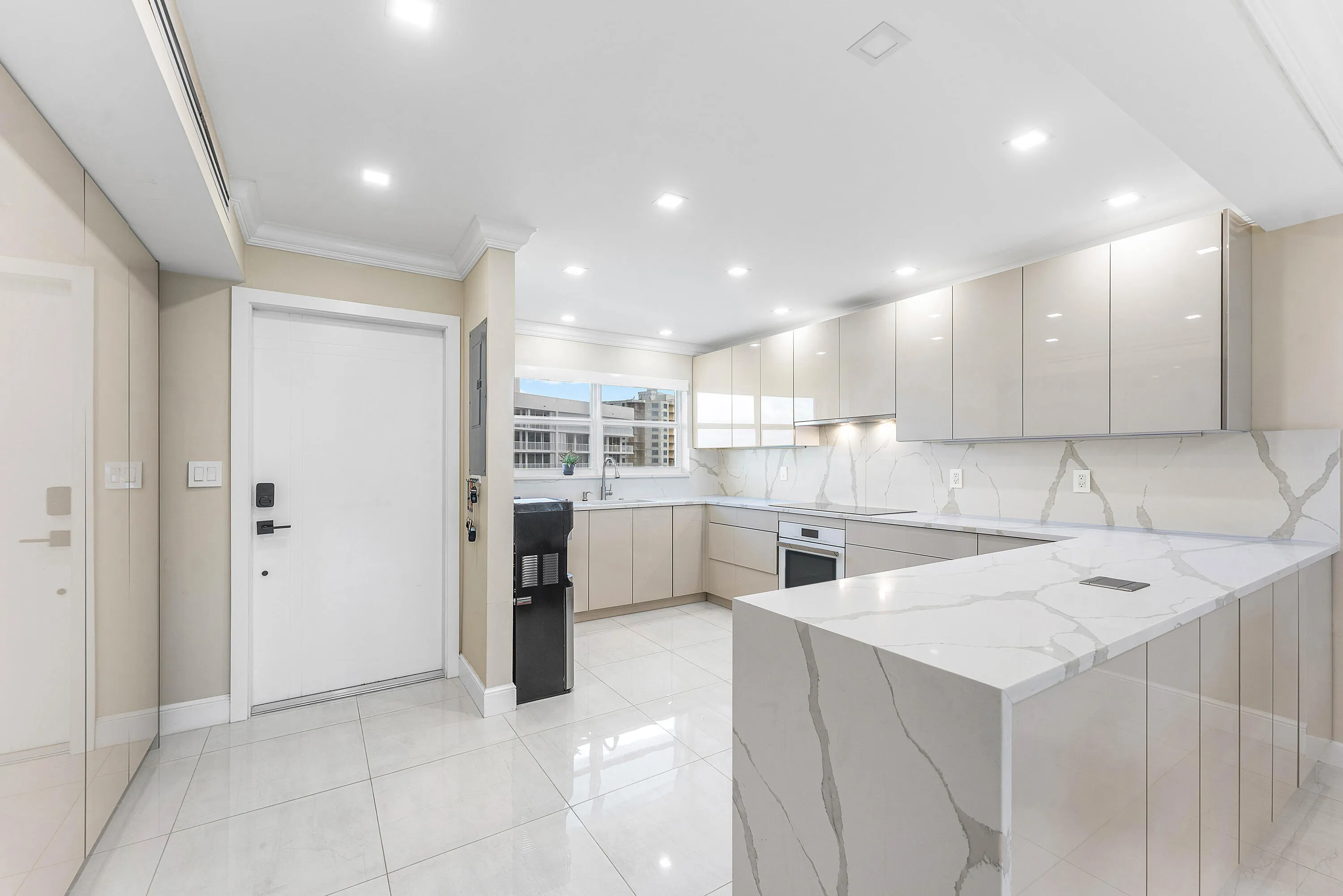 003-3212SouthOceanBoulevard-706A-Highlan