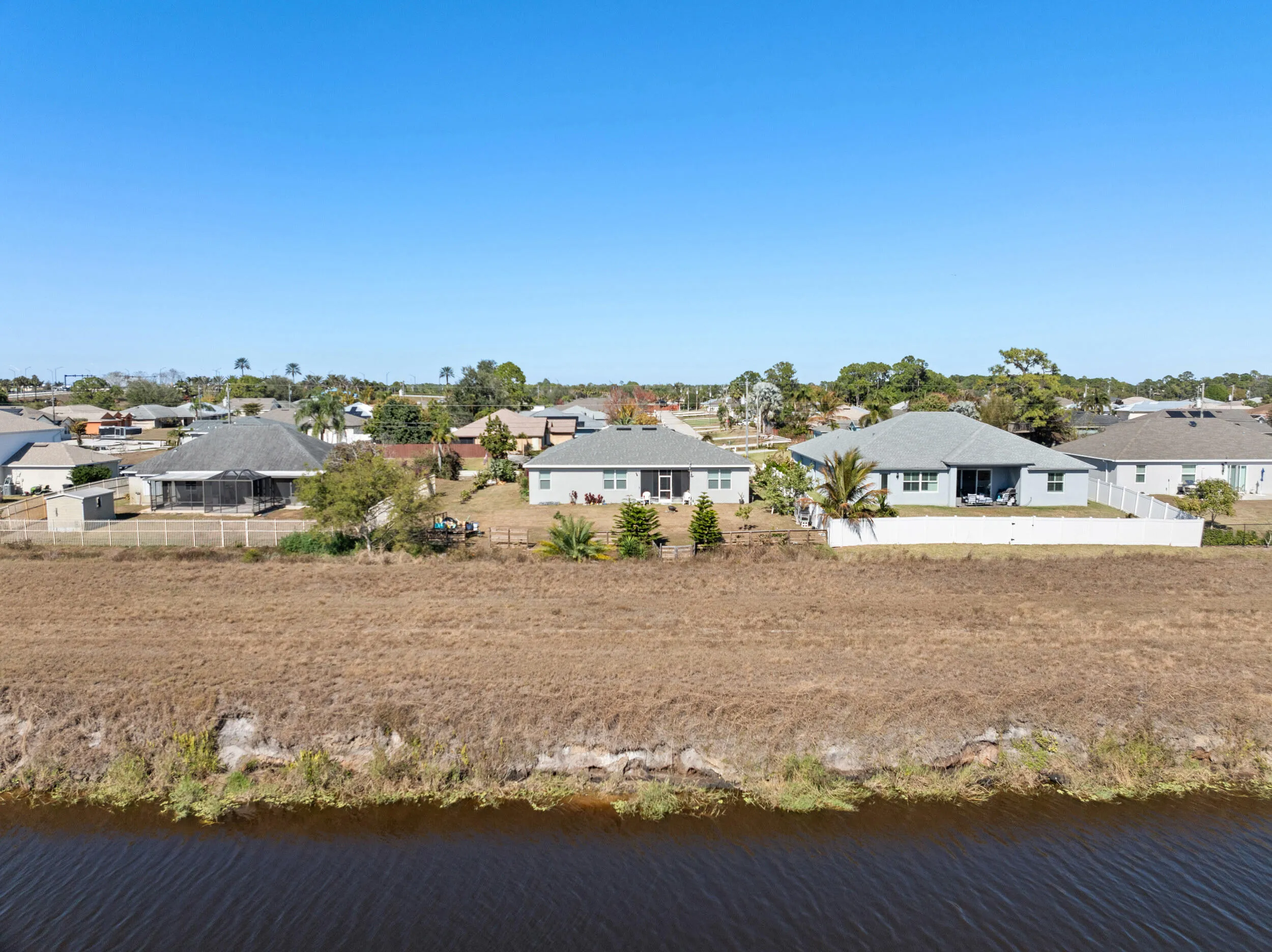 Property photo 35
