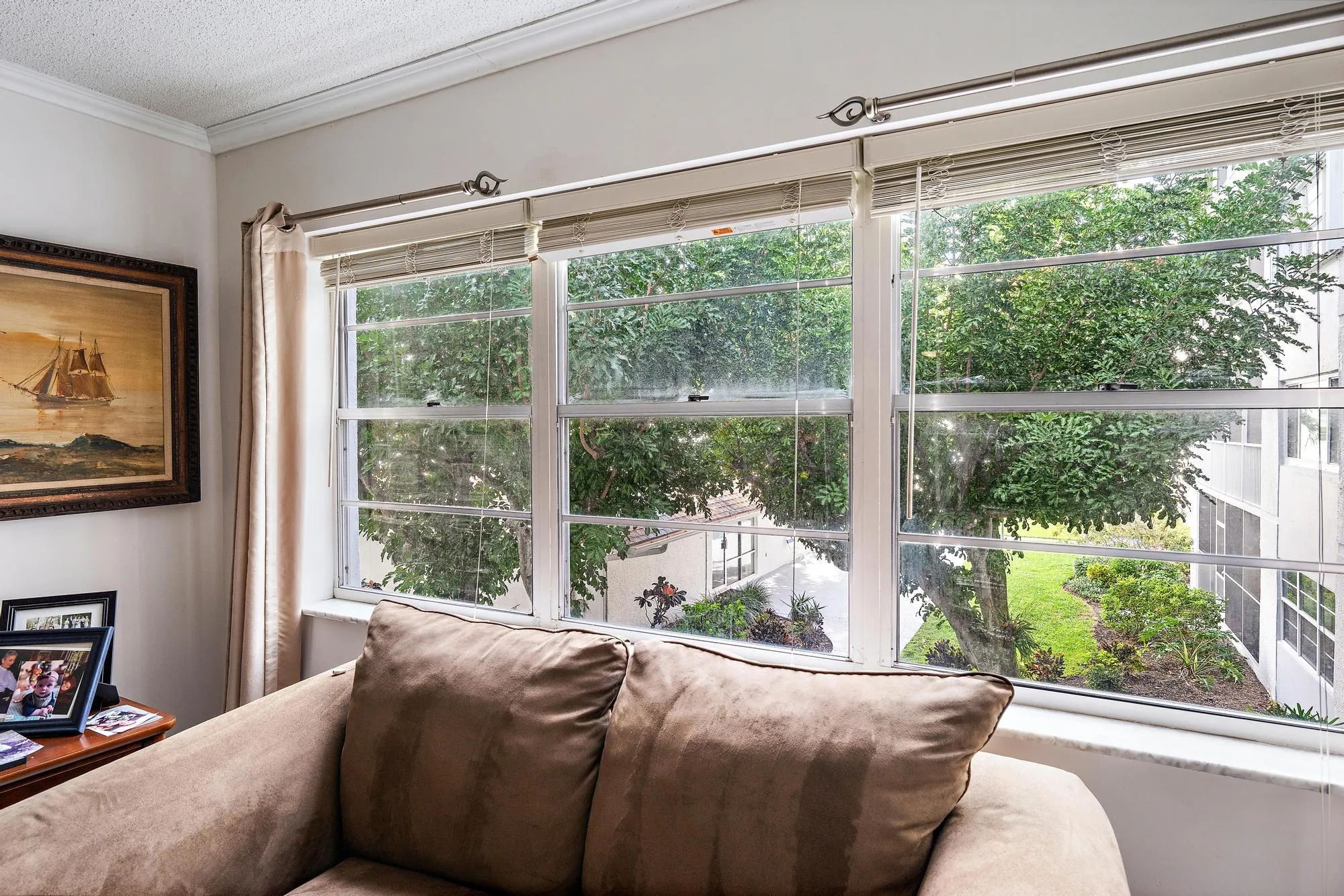 1516 S Lakeside Dr 207-10