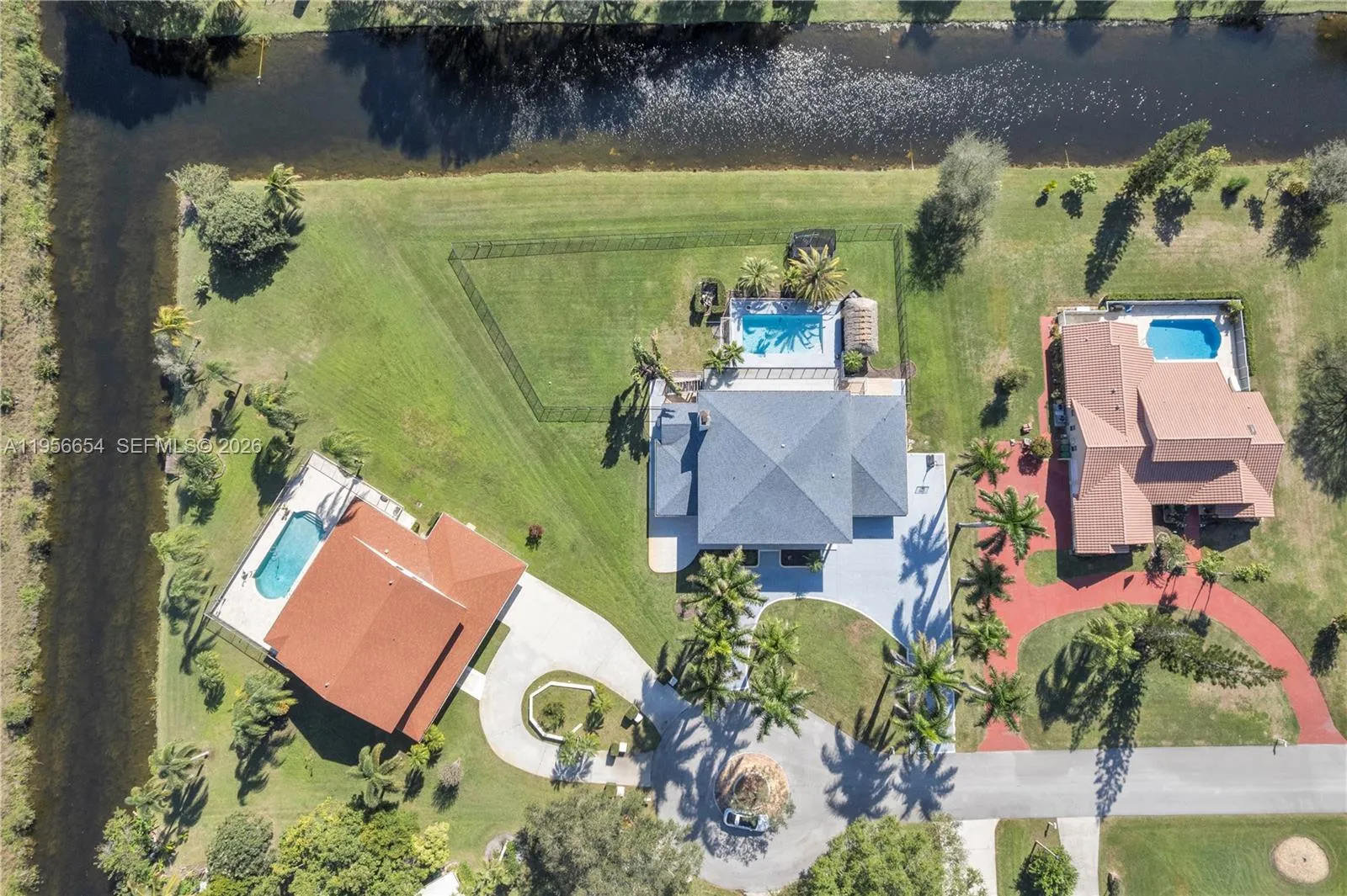 Property photo 101
