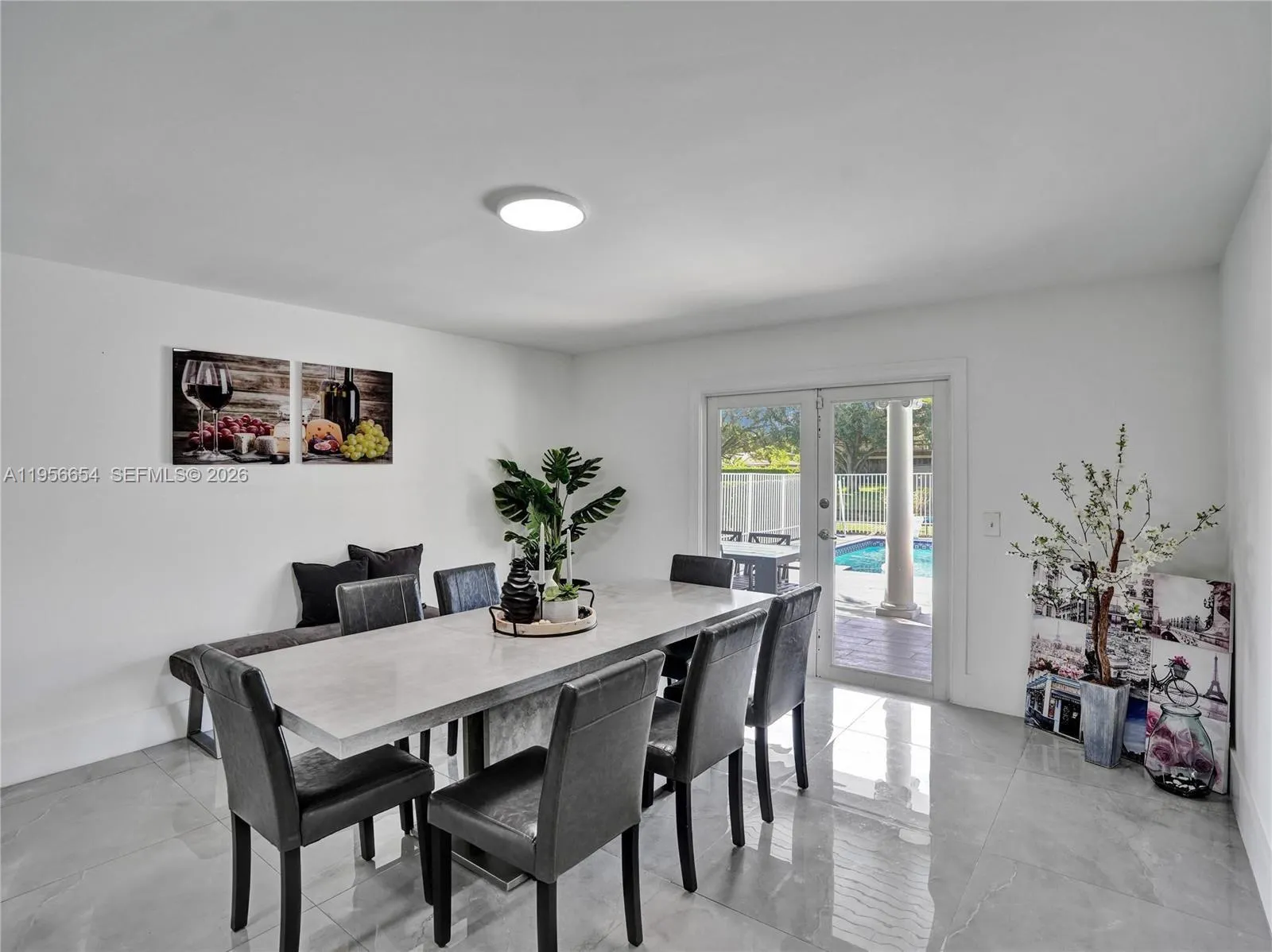 Property photo 32