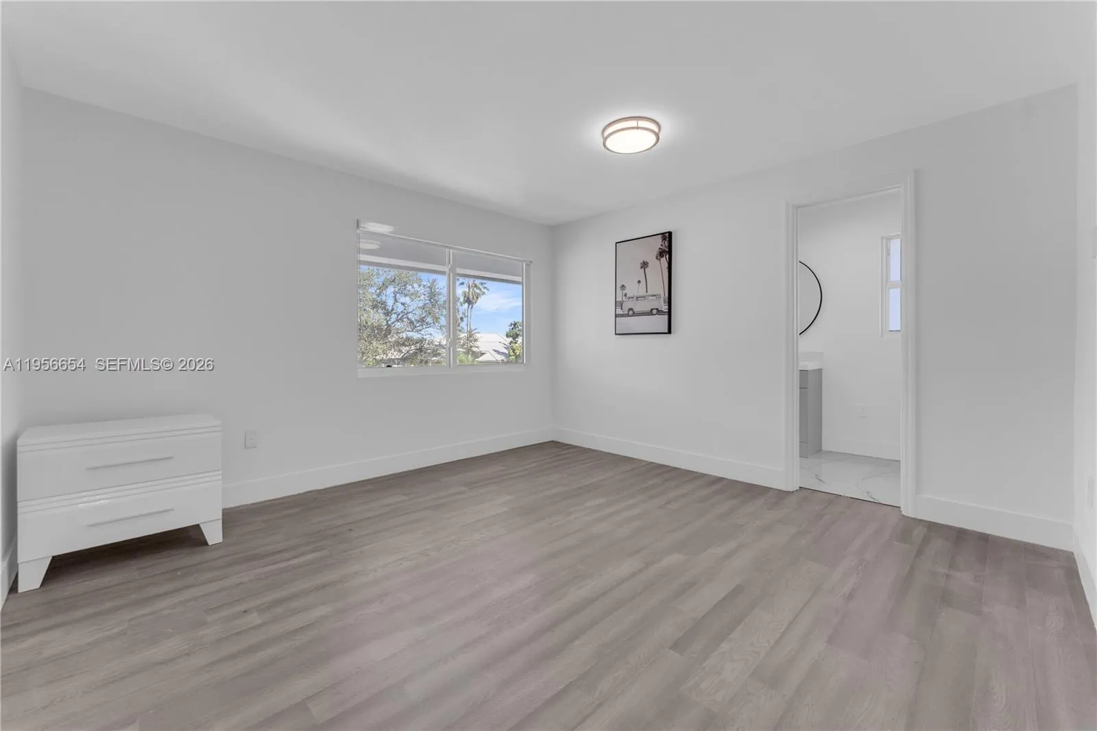 Property photo 77