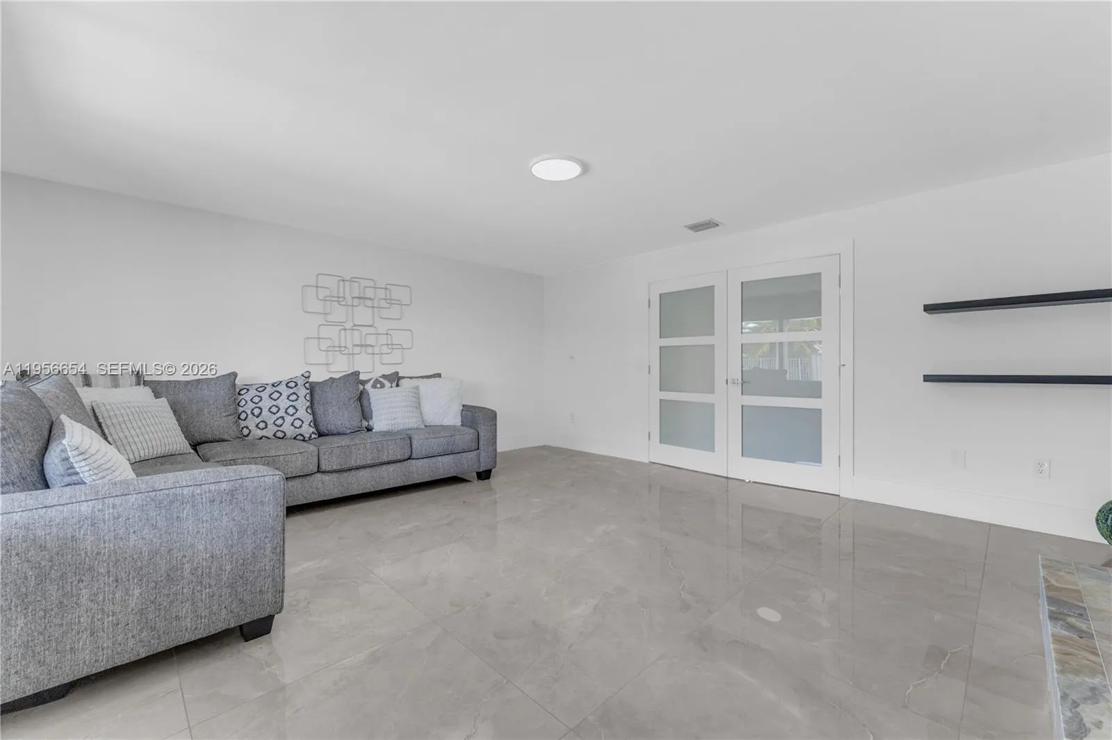 Property photo 84