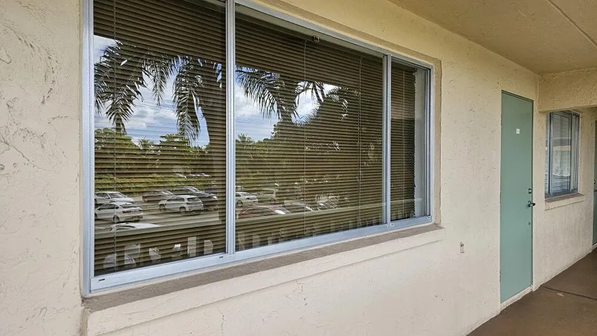 300 209 2 Front Window