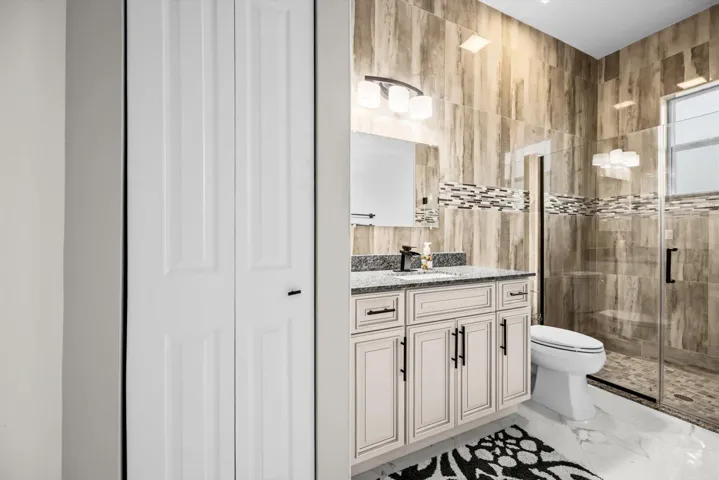 bathroom.2.1