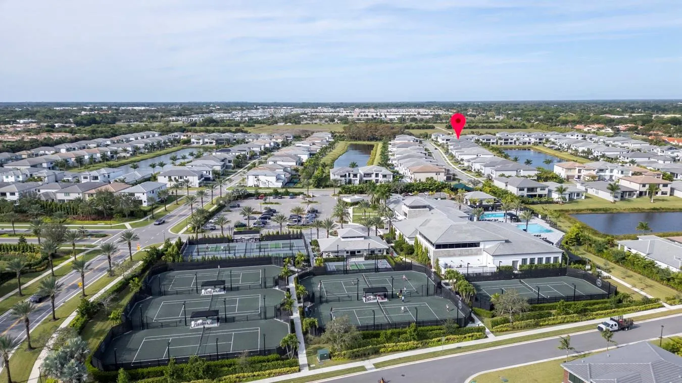 Pickle Ball & Tennis Courts CLUBHOUSE