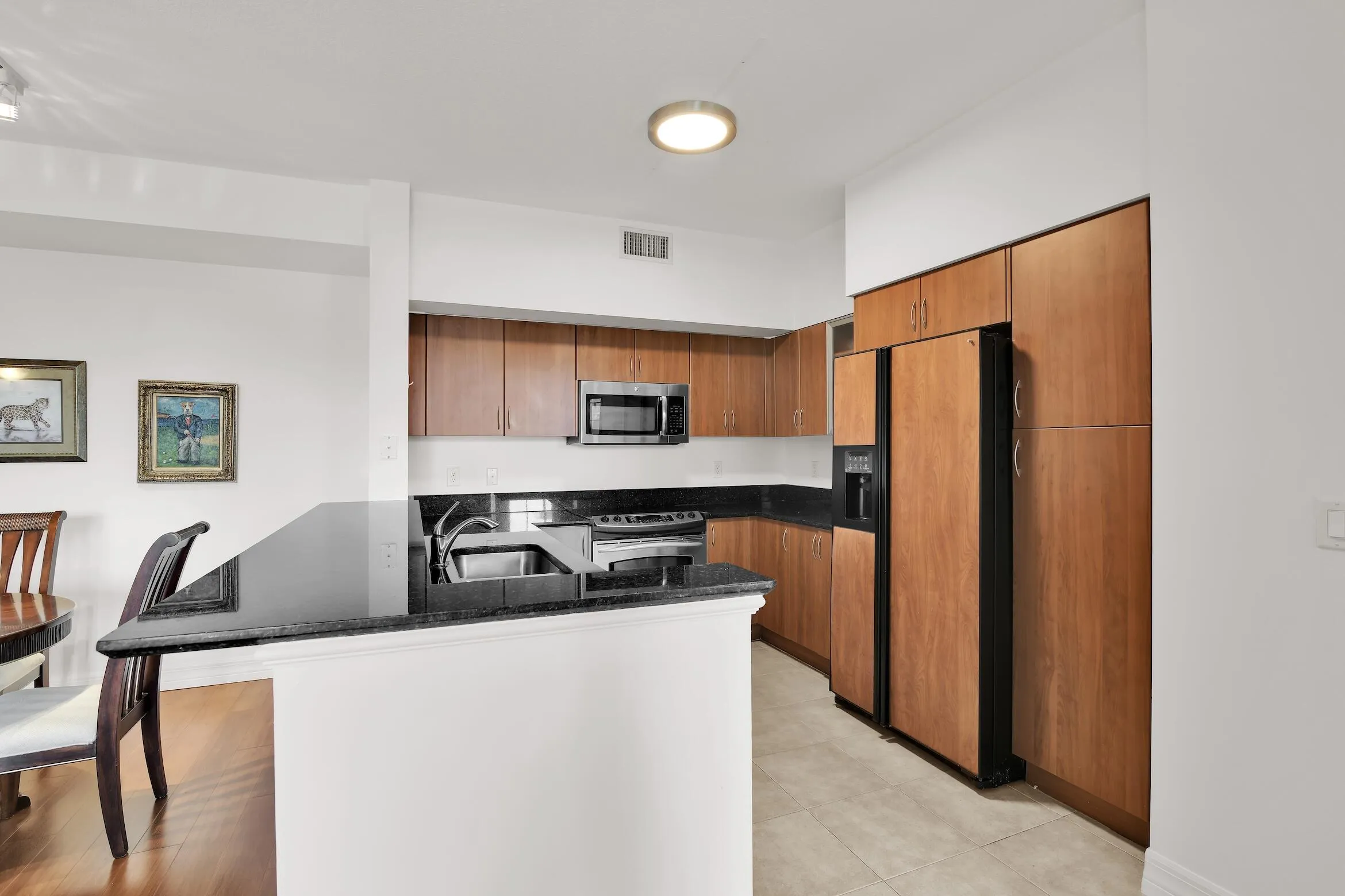 Open kitchen