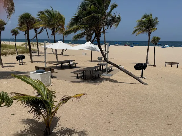 BEACH FRONT BBQ