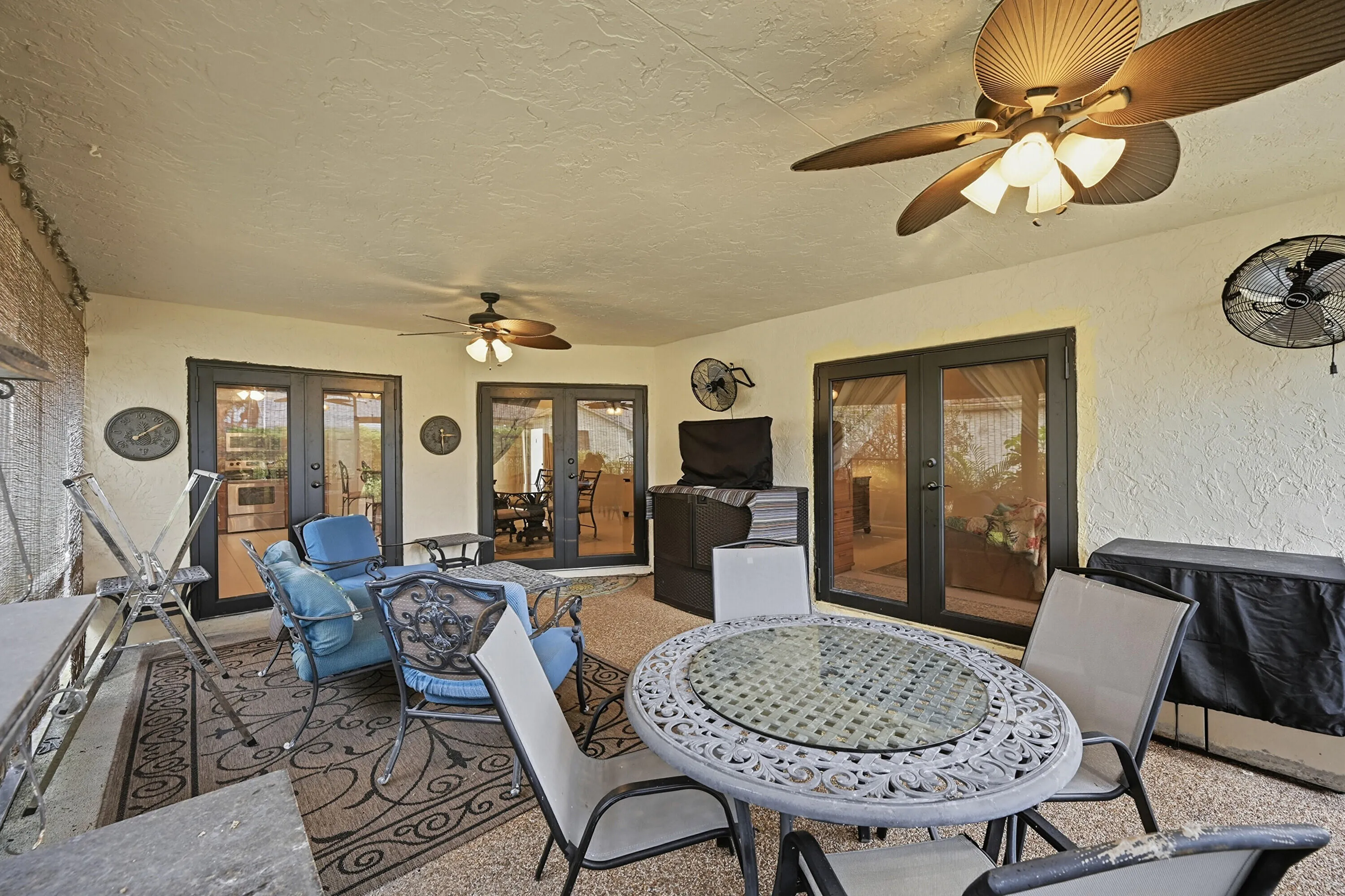 Covered / Screened Patio