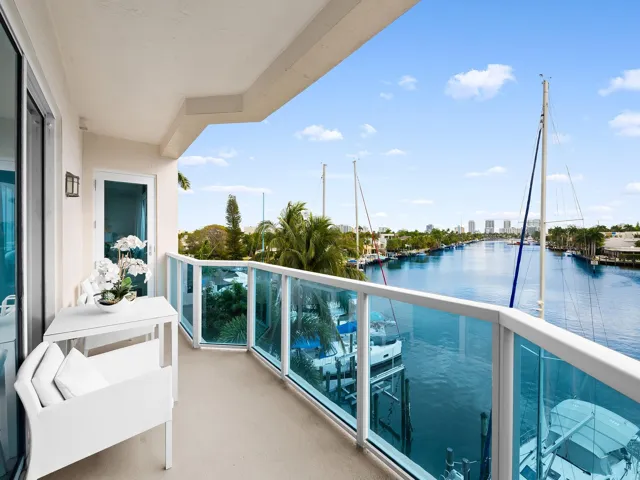 Exceptional, unobstructed water views of Rio Barcelona and Intracoastal.