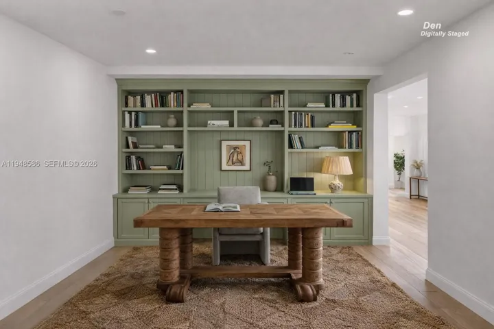 Virtually Staged Versatile Bonus Room (optional 5th Bedroom)