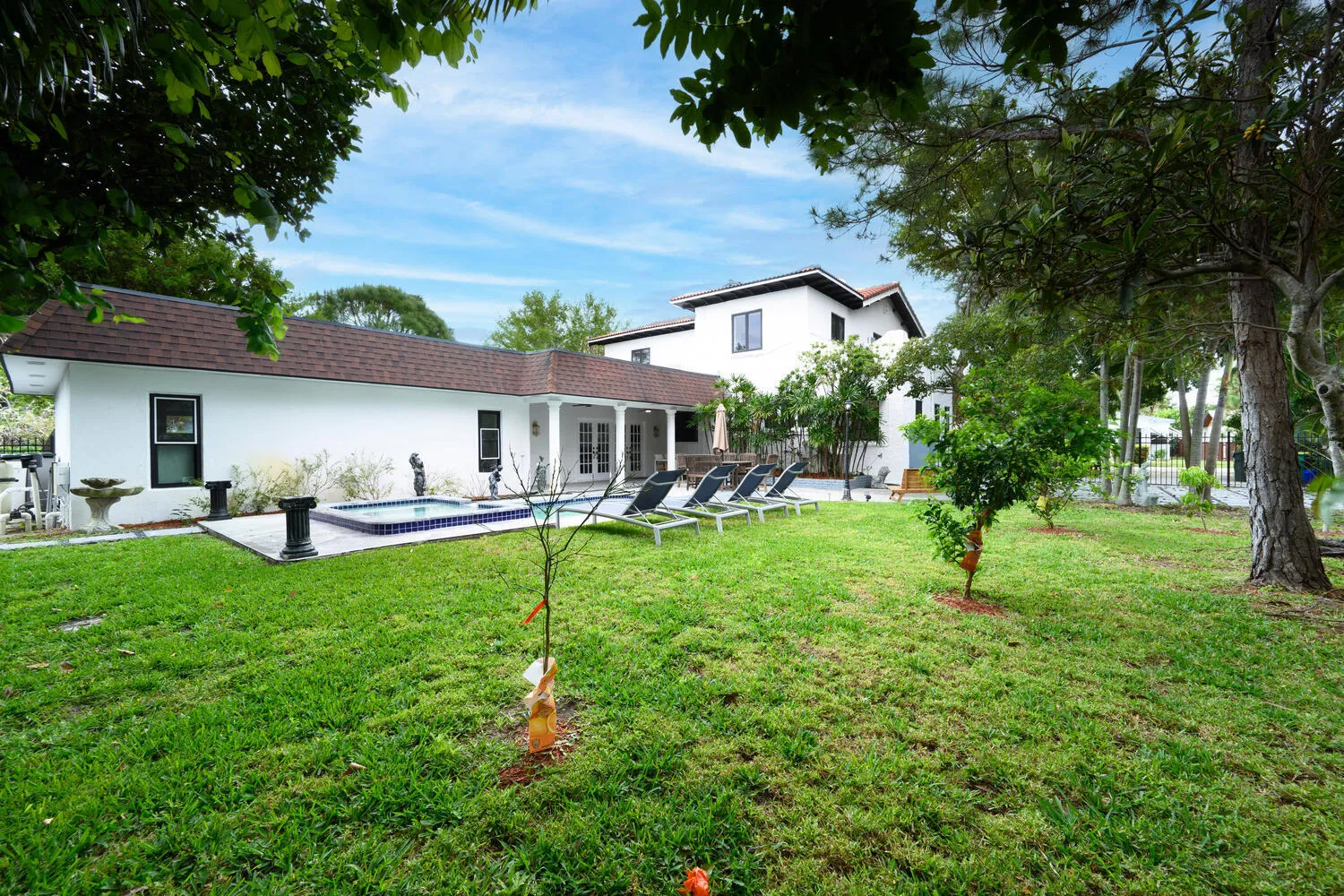 1629 S Lakeside Dr Lake Worth-large-025-