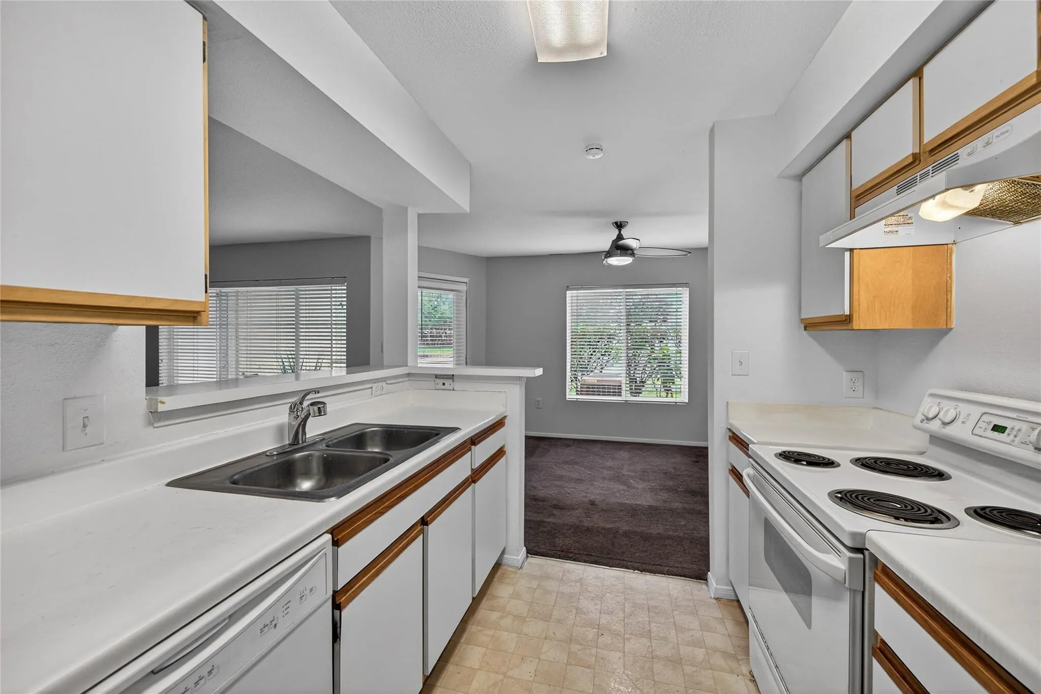1st Floor Waterfront Unit