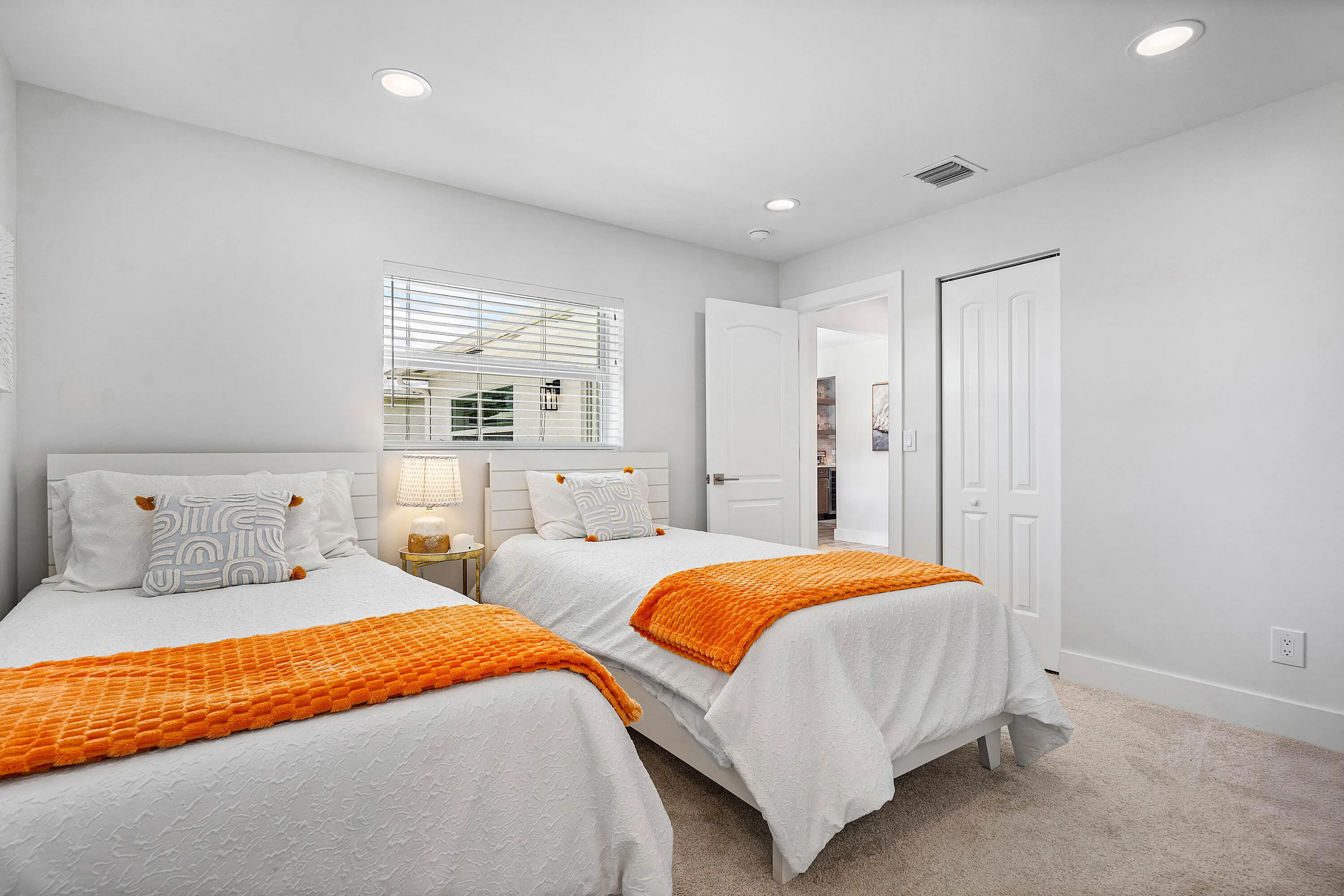 033-2015Southwest18thDrive-BoyntonBeach-