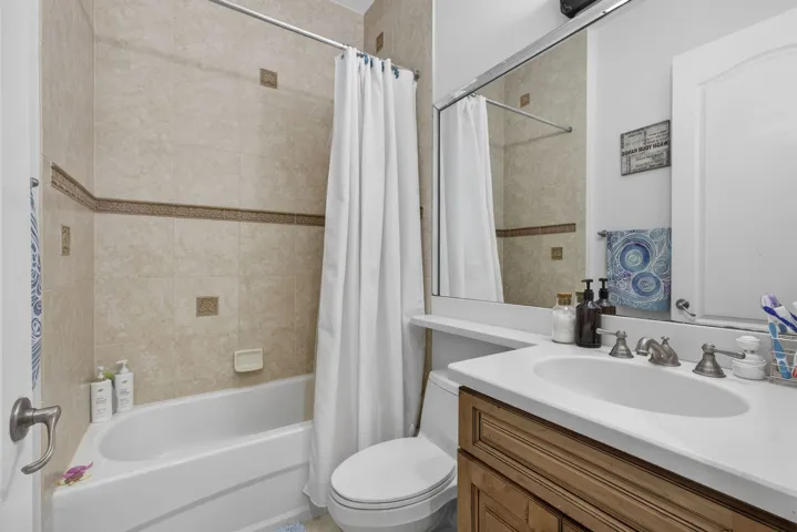 Full Bath 2