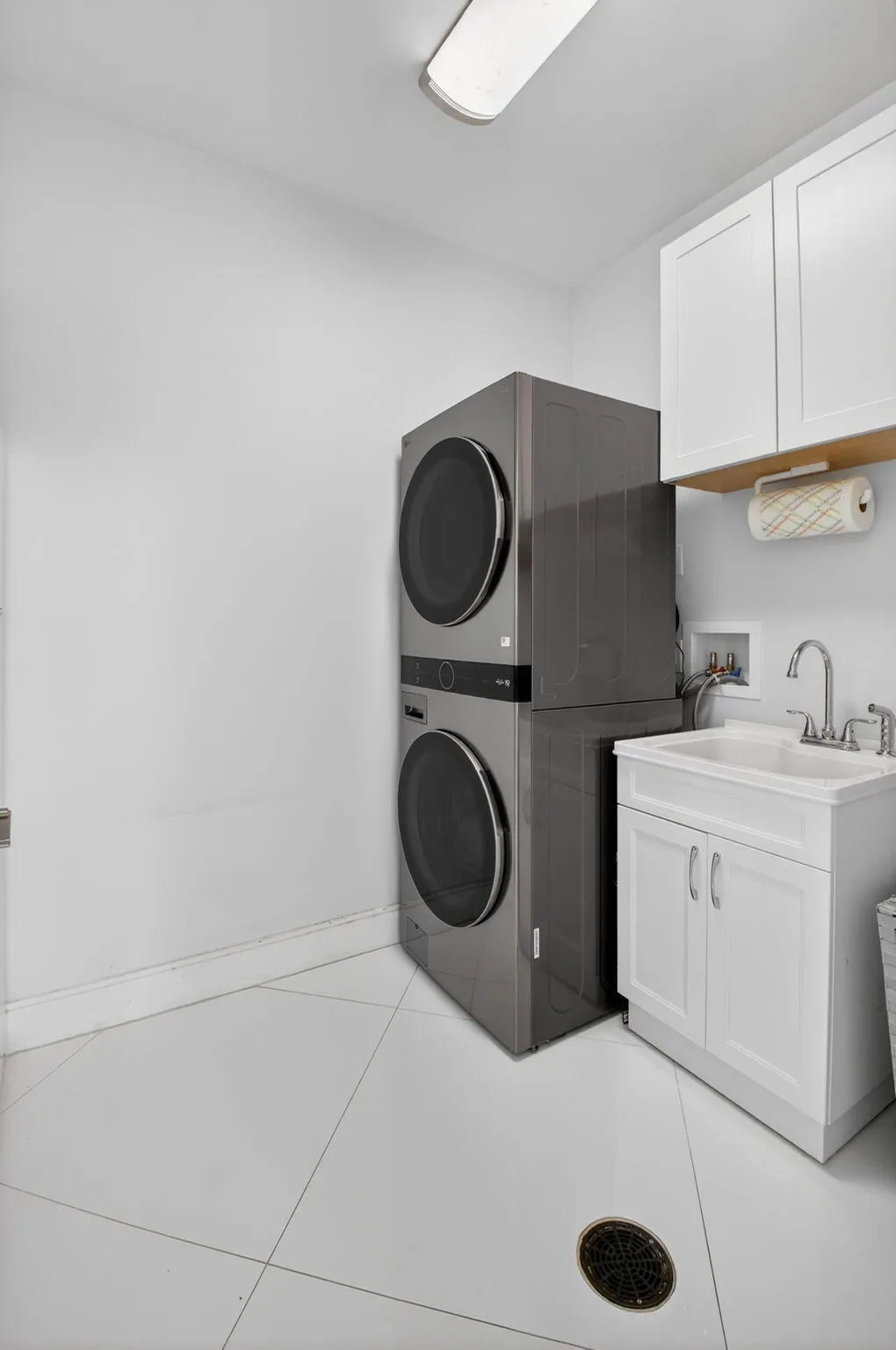 Laundry - Inside