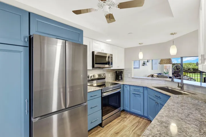 021_-_Kitchen_1
