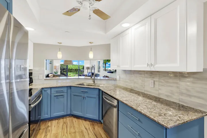 023_-_Kitchen_3