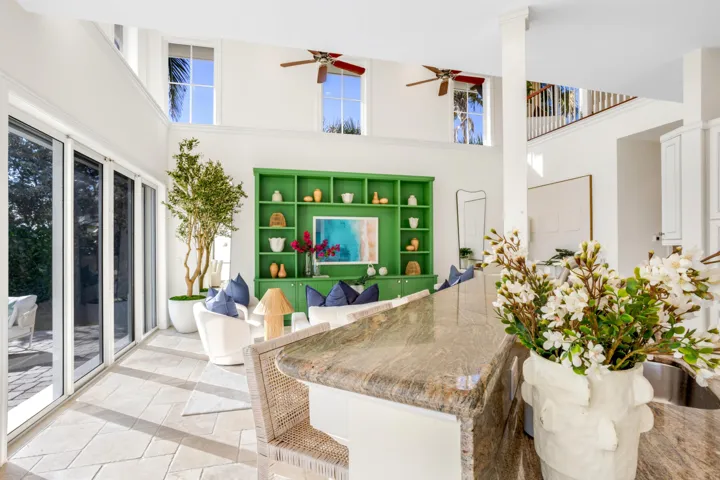 mls_KITCHEN_ISLAND_DETAIL_EB