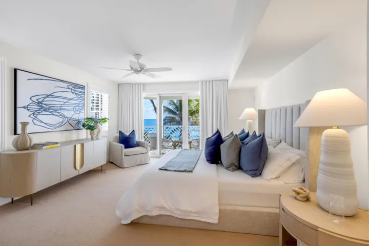 mls_PRIMARY_BEDROOM_UPSTAIRS_EB