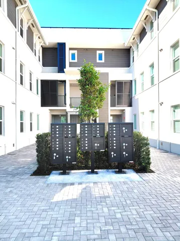 Exterior 1