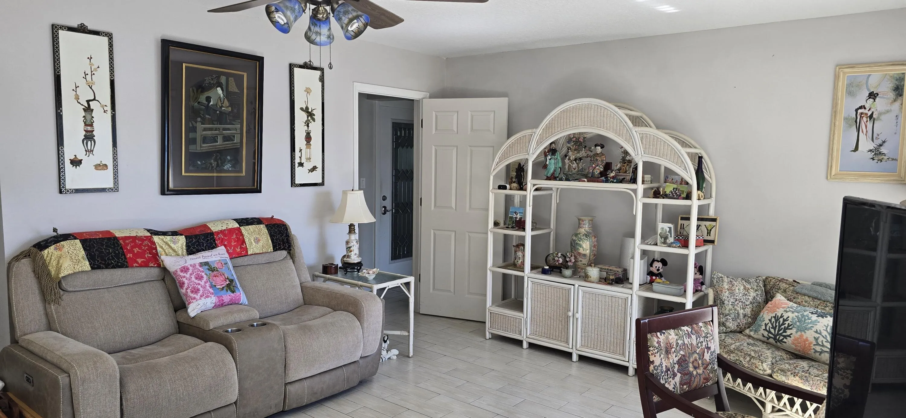 Lakefront Suite