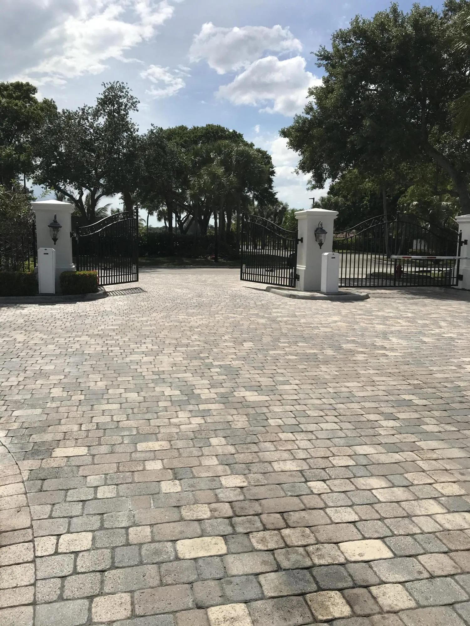 Banyan​​‌​​​​‌​​‌‌​‌‌​​​‌‌​‌​‌​‌​​​‌​​ Estates