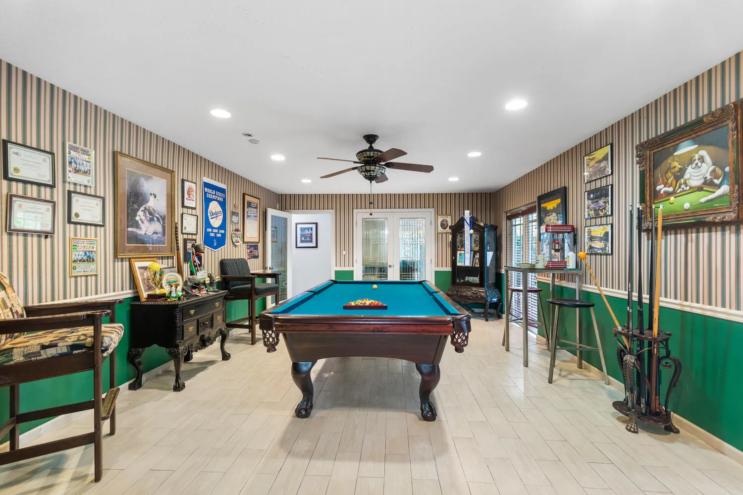 Full size billiard room.