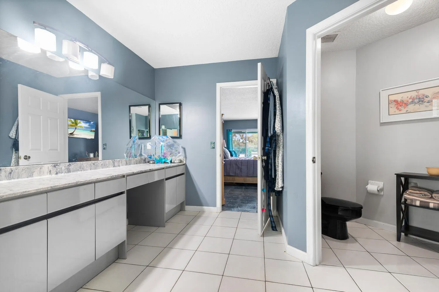 Master bath.