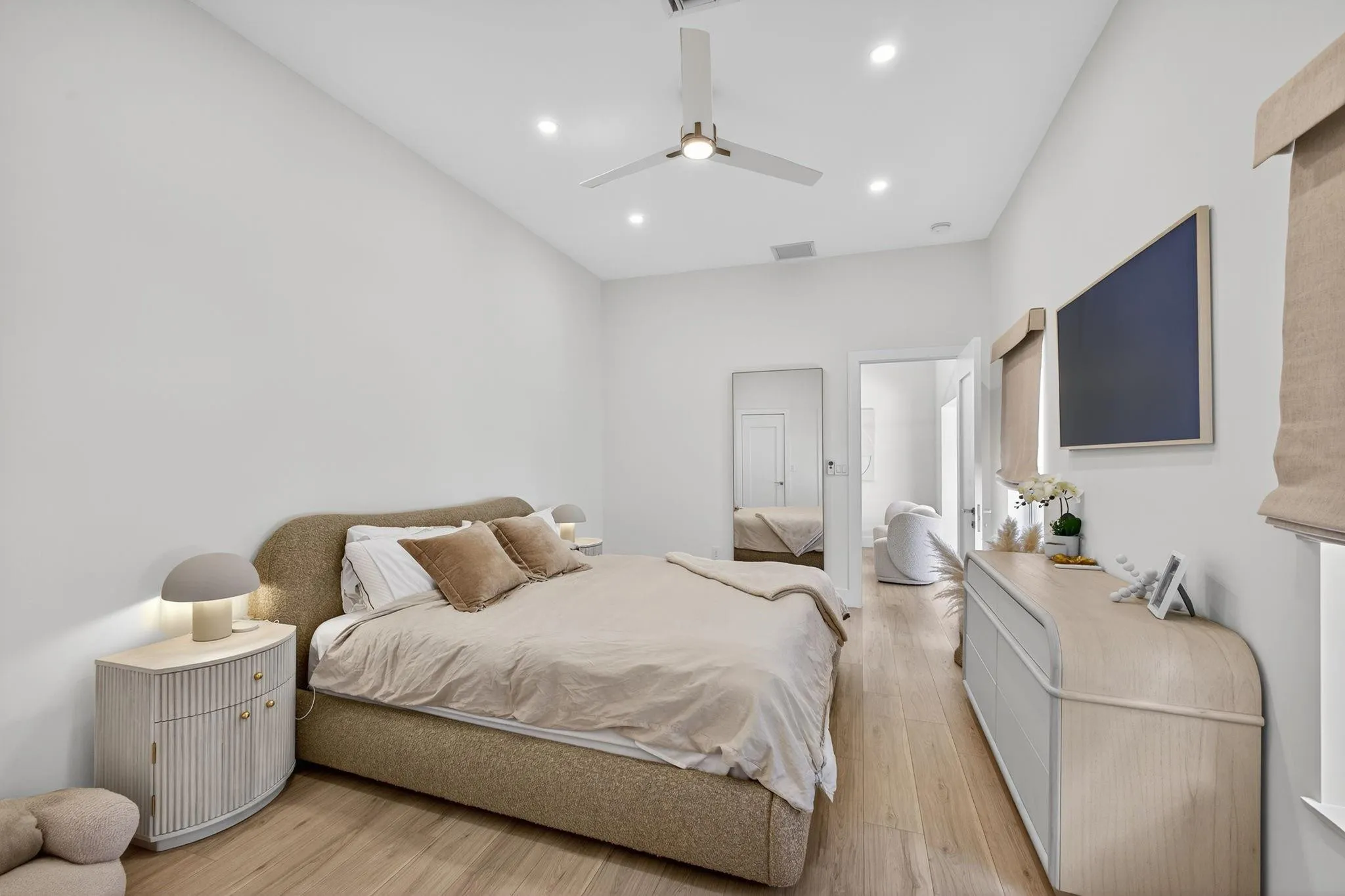 Master​​‌​​​​‌​​‌‌​‌‌​​​‌‌​‌​‌​‌​​​‌​​ Bedroom