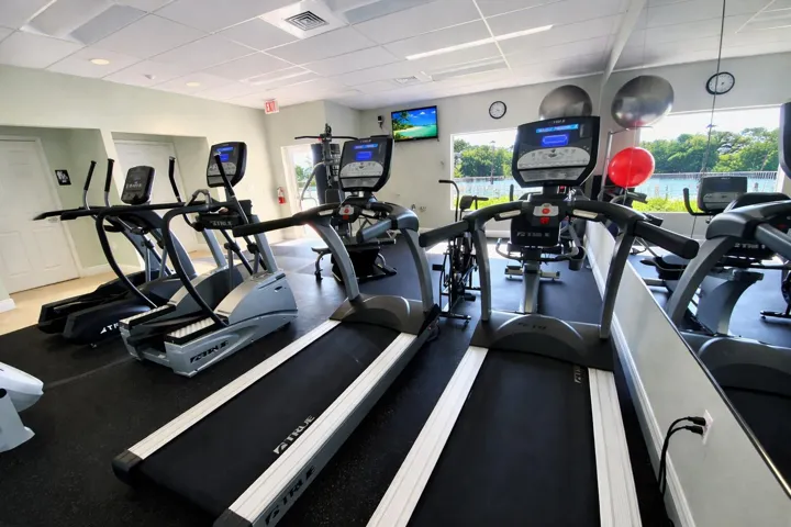 Colonial Club Gym