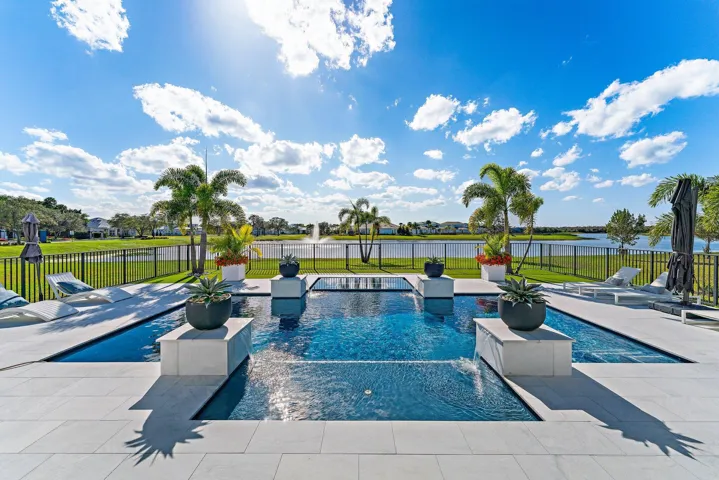 pool & View