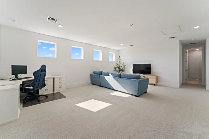 2nd Floor Loft